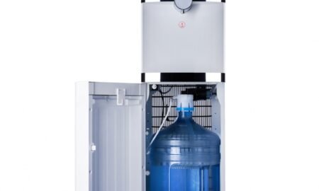 Dozator de apa cu bidon